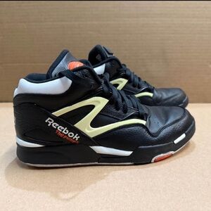 Reebok Pump Omni Zone Dee Browns- size 10.5